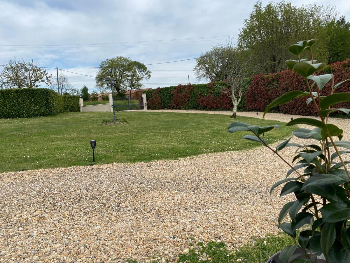 Gite 3 Etoiles Avec Piscine Dordogne Minzac Εξωτερικό φωτογραφία